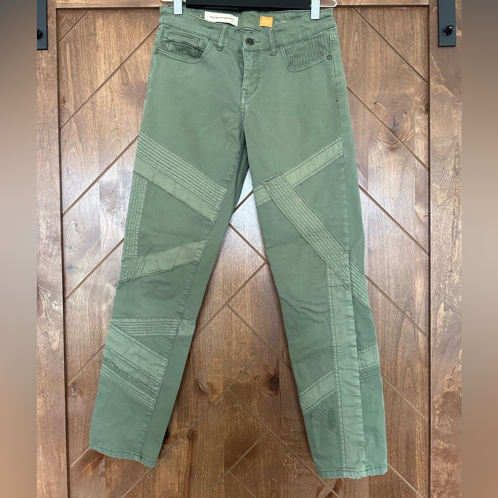 Anthropologie Pilcro pants. Super cute 🌿